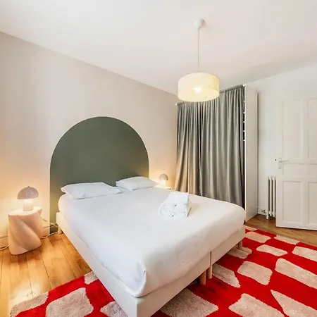 Belle Epoque - Proche Mail - Parking - 4 Pers * Rennes